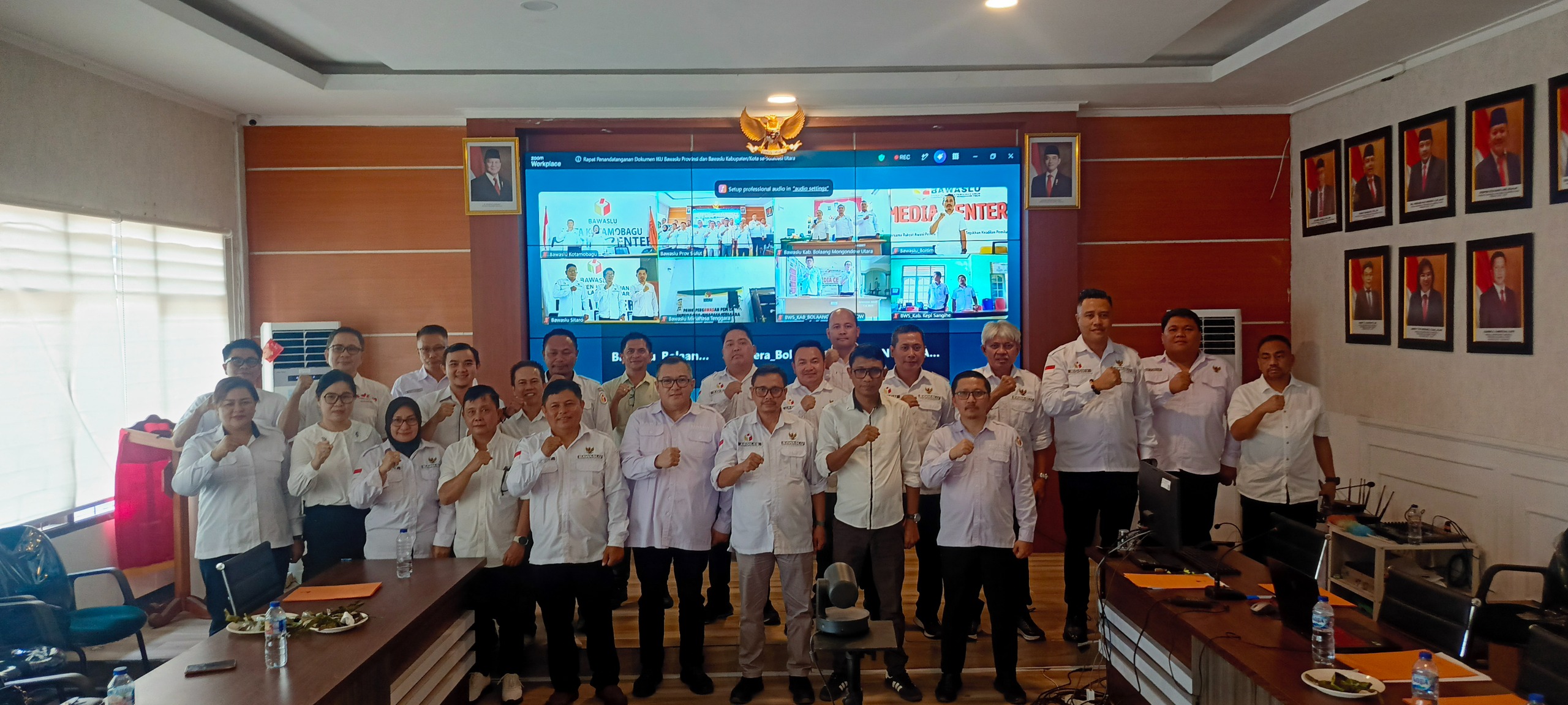 Ketua dan Anggota Bawaslu Minahasa Utara