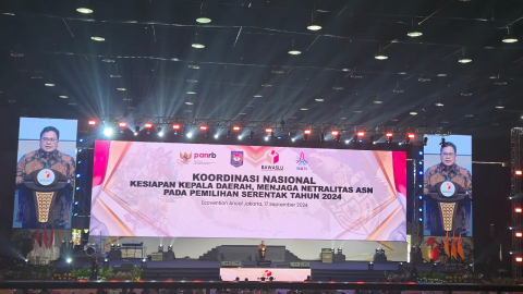 Foto Saat Ketua Bawaslu RI Rahmat Bagja Sedang Memberikan Sambutan 