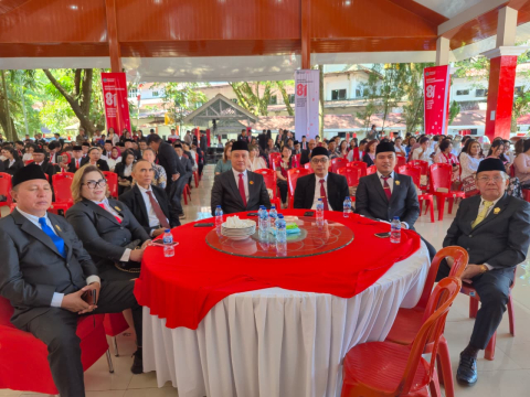 Foto Ketua Bawaslu Minahasa Utara Mengikuti Upacara