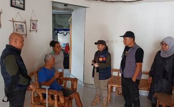 Anggota Bawaslu Kabupaten Minahasa Utara, Simon awuy  saat Melakukan Pengawasan Coktas oleh KPU Minut 